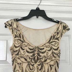 Adrianna Papell beaded long dress beige size 2